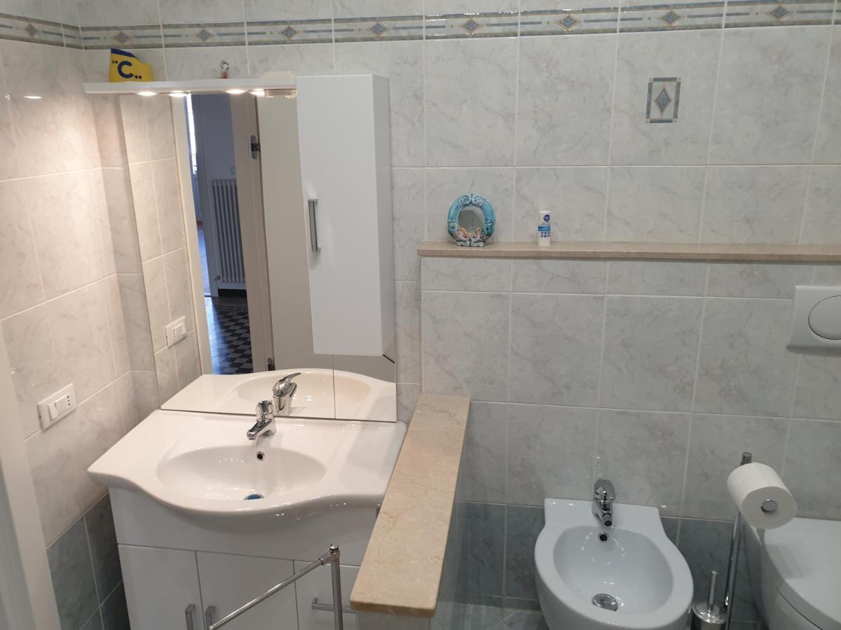 Casa Fiorella Savona Luaran gambar